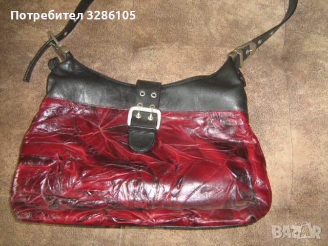 дамска чанта от естествена кожа-червено и черно, снимка 1 - Чанти - 36685388