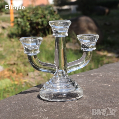 Стъклен троен свещник