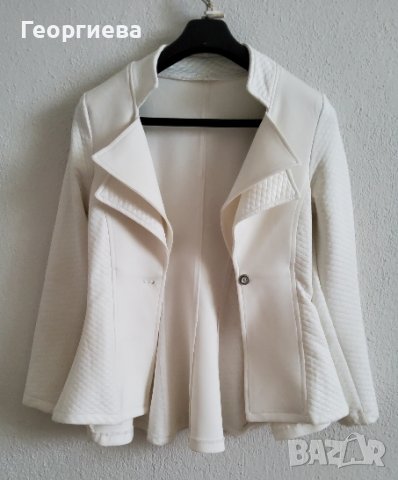 Вталено бяло сако, снимка 1
