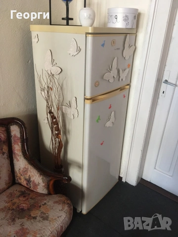 Хладилник Crown, снимка 5 - Хладилници - 53151539