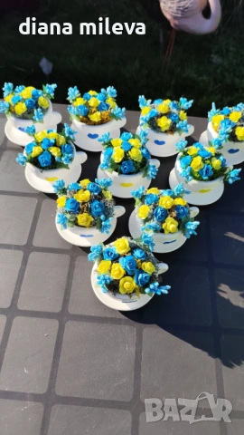 Сладурски Чашки с нежни цветлета в синьо и жълто!!, снимка 12 - Декорация за дома - 53185235