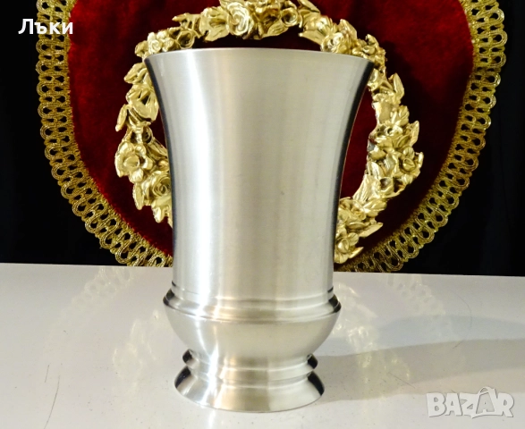 Калаена чаша за вино Röders,дизайнер Frido Witte. 