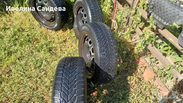 Гуми, снимка 1