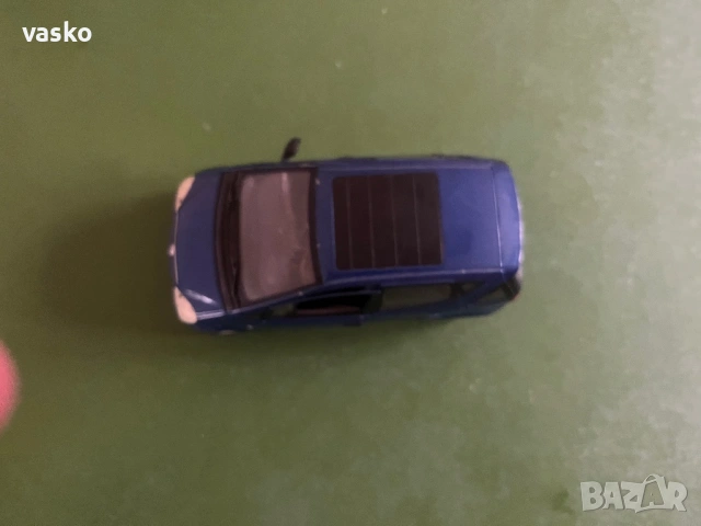 MAISTO 1:18 Mercedes Thailand, снимка 9 - Колекции - 53414033