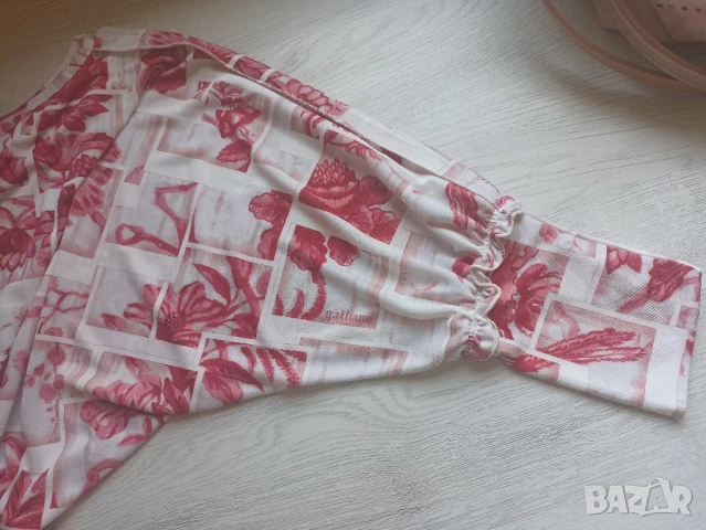 Дамска блуза Galliano, снимка 7 - Тениски - 50960597