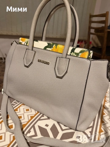 Дамска чанта сива