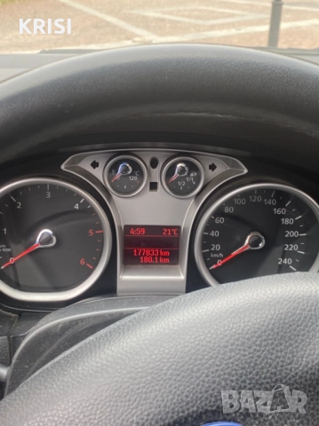 кола ФОРД ФОКУС ХЕЧБЕК, снимка 4 - Автомобили и джипове - 52396479