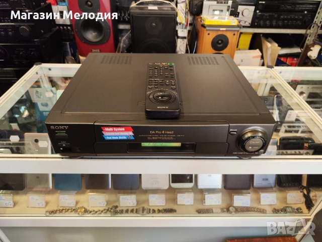 Видео SONY SLV-X711SG с оригинално дистанционно. В отлични техническо и визуално състояние., снимка 2 - Плейъри, домашно кино, прожектори - 51656171