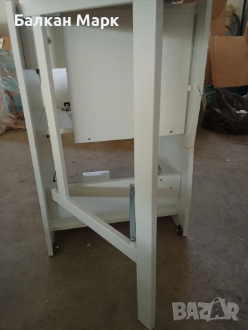 Многофункционален шкаф с дъска за гладене Foppapedretti , снимка 5 - Шкафове - 50547396