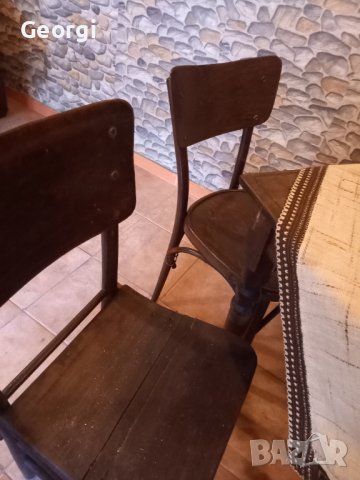 Маса старинна Орехова с 4 стола, снимка 7 - Маси - 20620659