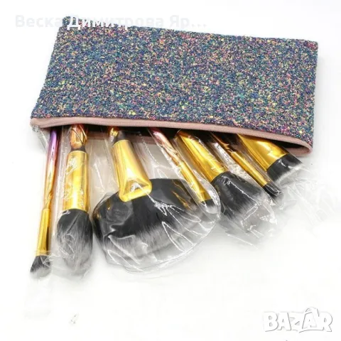 Комплект "Еднорог" от 7 разноцветни четки за грим HZS91, снимка 17 - Козметика за лице - 47729236