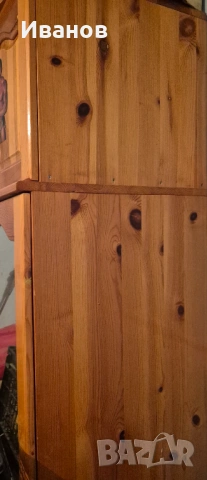 Дървен Двукрилен Гардероб , снимка 2 - Гардероби - 53565337