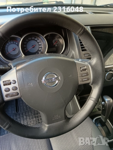 Nissan Tiida 1.6 бензин-газ, снимка 7 - Автомобили и джипове - 52516256