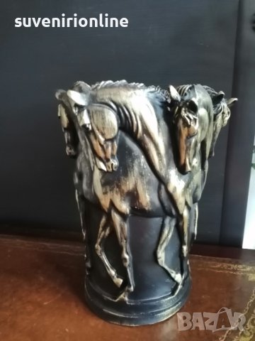 Декоративна статуетка ваза коне, снимка 3 - Вази - 36469124