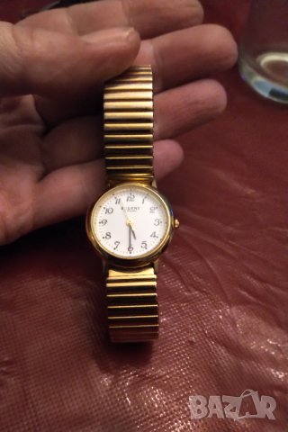 Regent оригинален позлатен дамски часовник НАМАЛЕН, снимка 2 - Дамски - 34929261