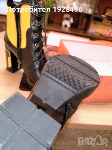 Продавам дамски боти., снимка 5 - Дамски боти - 51658528