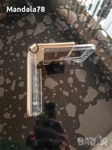 Продавам нов оригинален калъф за Samsung z flip 3., снимка 3 - Калъфи, кейсове - 48819142