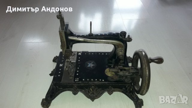 Старинна Шевна Машина Em J. Mertzanoff Constantinople, снимка 2 - Антикварни и старинни предмети - 26242423
