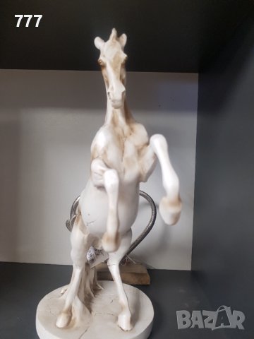 Статуетка , снимка 3 - Статуетки - 43605878