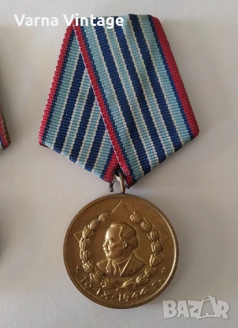 Два медала За 10 и 15 години вярна служба на народа МВР., снимка 3 - Антикварни и старинни предмети - 51103446