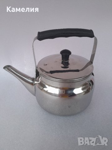 Метален чайник, снимка 1 - Аксесоари за кухня - 43423579