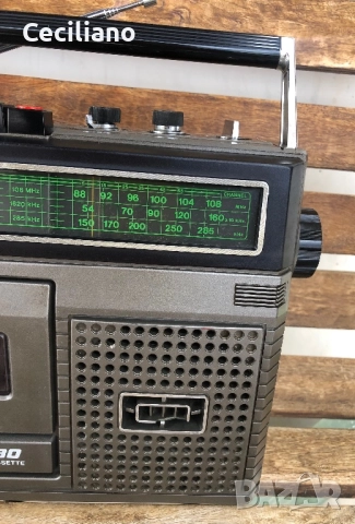 Радиокасетофон Sharpс GF-8080E, снимка 5 - Радиокасетофони, транзистори - 52676813