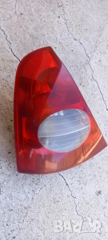 Ляв стоп Renault Clio II, снимка 3 - Части - 51871430