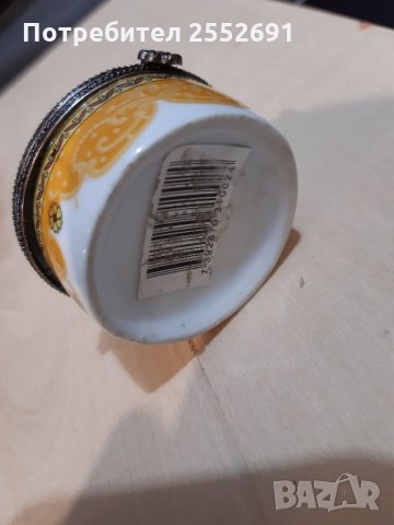 Кутия , снимка 3 - Антикварни и старинни предмети - 32918202