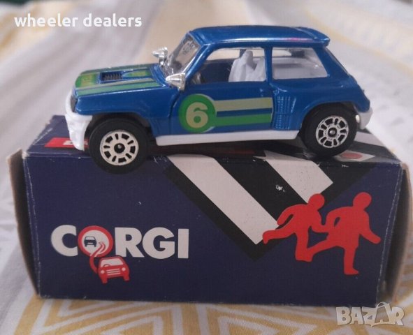 Метална количка Corgi Renault 5 BP Team в мащаб 1:64, снимка 1 - Колекции - 38406263