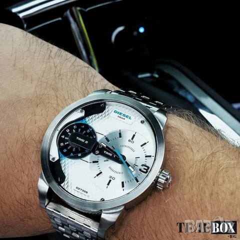 Diesel DZ7305 Mini Daddy Dual Time. Нов мъжки часовник, снимка 4 - Мъжки - 38832053