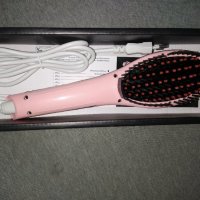 Електрическа четка за изправяне с керамично покритие Fast Hair Straightener НОВА 18лв, снимка 3 - Преси за коса - 28747145