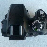 Nikon D3100 14.2MP-тяло, снимка 3 - Фотоапарати - 43558008