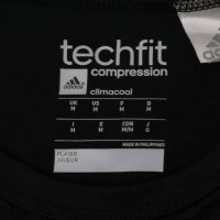 Adidas Techfit оригинална тениска M Адидас спорт фитнес термо фланелка, снимка 3 - Спортни дрехи, екипи - 37508589