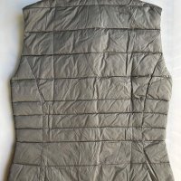 дамски пухен елек Woolrich City Vest XS, снимка 3 - Жилетки - 43551458