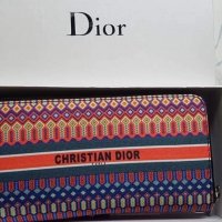 Дамско портмоне Christian Dior, снимка 1 - Портфейли, портмонета - 32246767