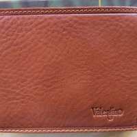 Портфейл valentino , снимка 1 - Портфейли, портмонета - 40518034