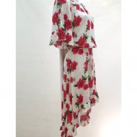 Асиметрична лятна бяла рокля с червени цветя марка Lady Boho, снимка 3 - Рокли - 28660857