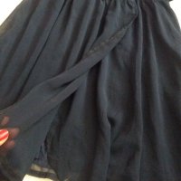 ИЗКЛЮЧИТЕЛНО КРАСИВА Тъмносиня рокля шифон с подплата, снимка 3 - Рокли - 40311052