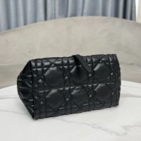 Налична чанта Dior 23cm, снимка 6 - Чанти - 42978034