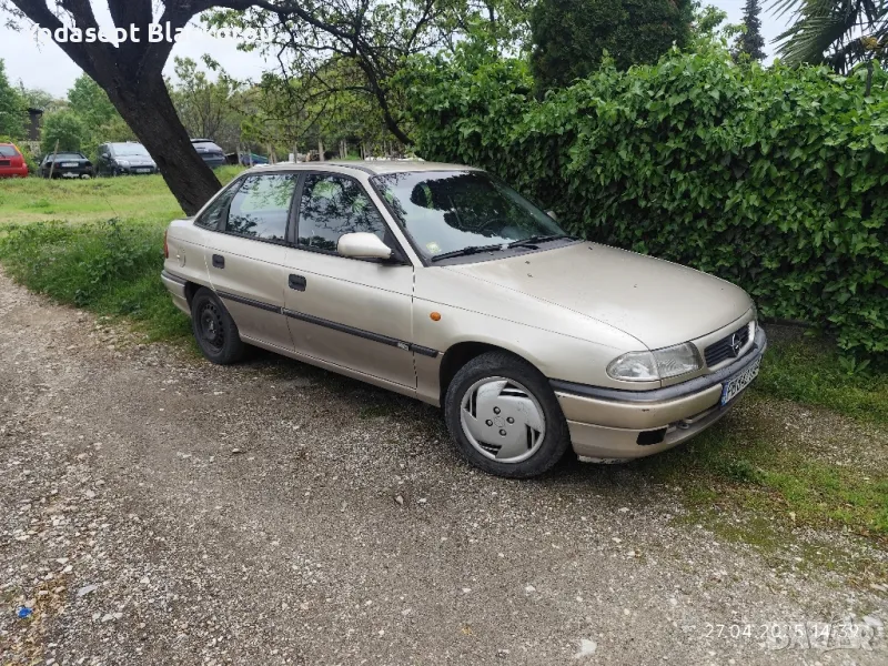 Опел Астра f, снимка 1