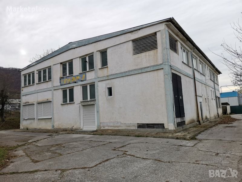 Производствени помещения продава, снимка 1