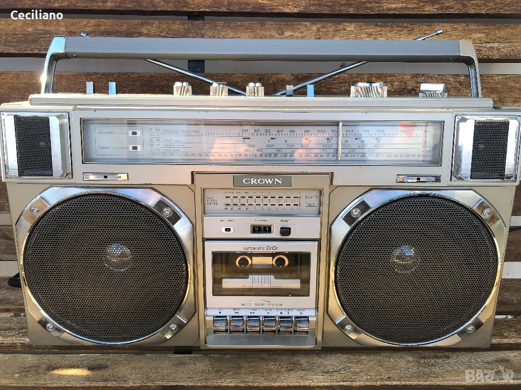 Радиокасетофон Crown CSC-950L, снимка 1