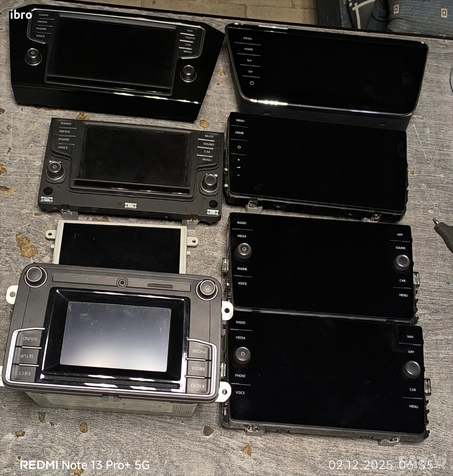 дисплей за навигация и радио за VW 5G6919605B 5G6919606 3V0919606D 5G0919606 3G0919605B 4F0919604 , снимка 1