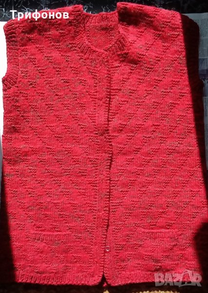 Чисто нов вълнен елек - ръчно плетен, снимка 1