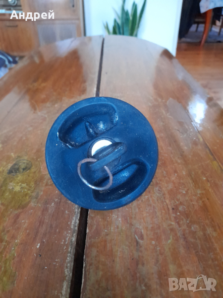 Стара капачка за резервоар #3, снимка 1