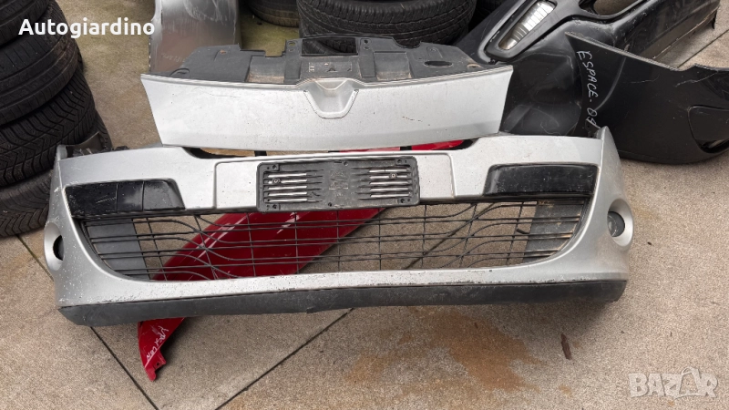 Предна Броня за Renault Megane 2011, снимка 1