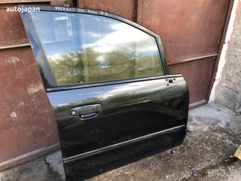 Предна дясна врата Mazda Premacy 2002г, снимка 1