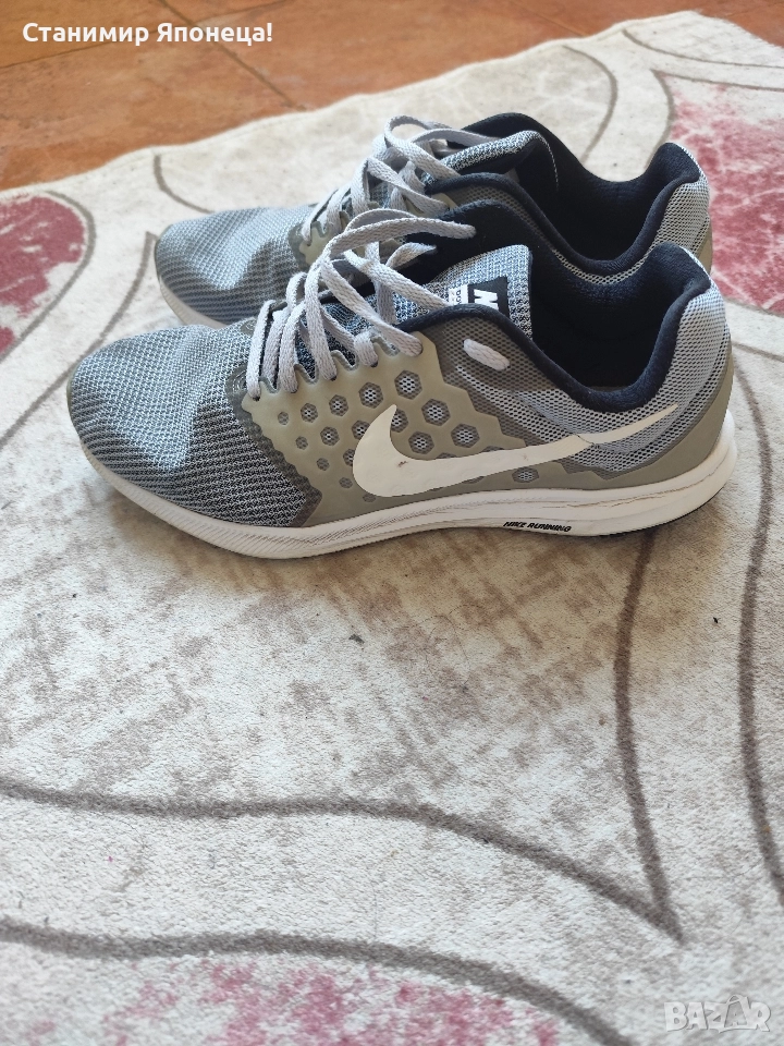 Маратонки NIKE, снимка 1