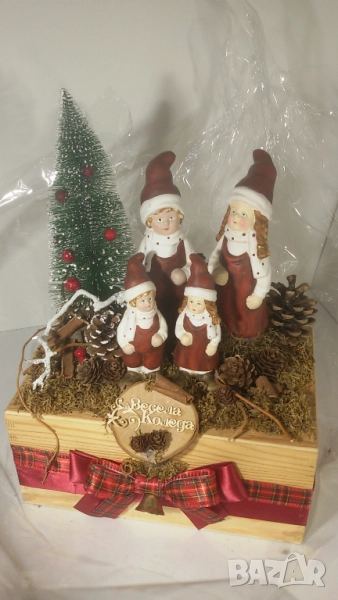 Коледна подаръчна декорация с дървена кутия в целофан, снимка 1