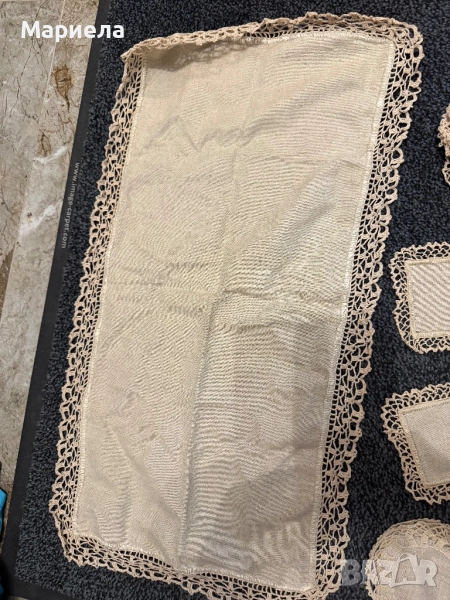 Каре и подложки на една кука,цена 20 лв., снимка 1